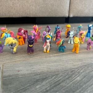 My Little Pony Figurine Set